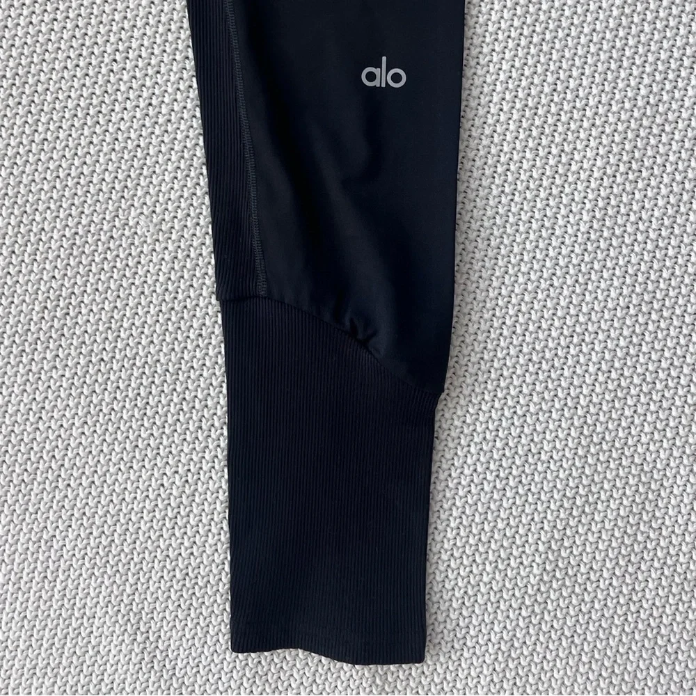 ALO Yoga Men's Dark Leggings